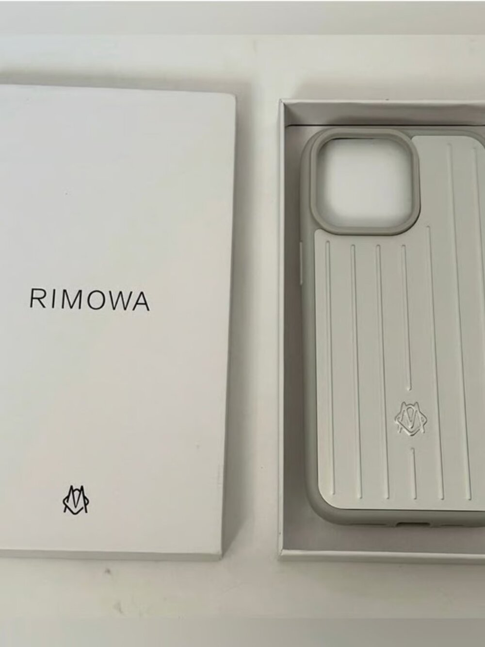 RIMOWA Aluminum Case for iPhone 17 Pro Max Black Luxury Protective Cover